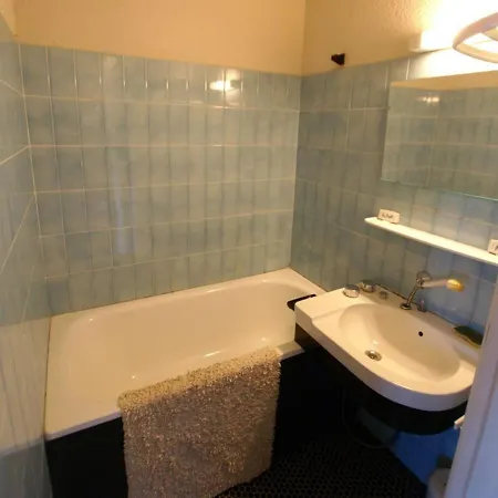 Lägenhet T2 En Duplex, 6 Pers, Parking, Aux Pieds, Sauze - Fr-1-165a-108 *